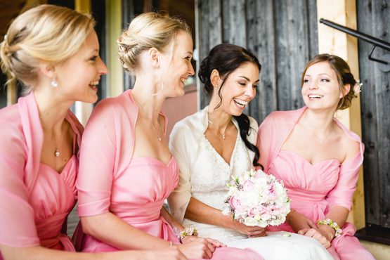 Hochzeitsfoto Kathi mit Gästen